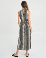 Load image into Gallery viewer, Summer Breeze Midi Dress
