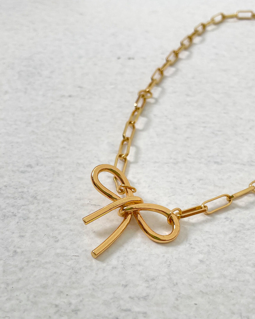 Ribbon Chain Necklace