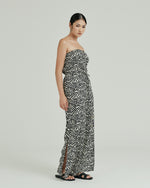 Load image into Gallery viewer, Yazmin Strapless Jumpsuit
